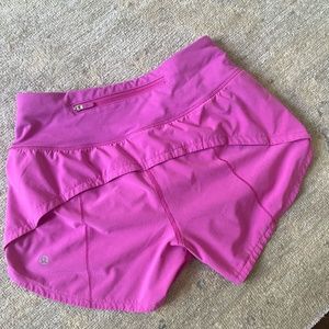 Lululemon Speed Ups 4" Sonic Pink, Size 2